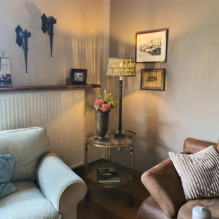 Pier19farmhouse * Emden