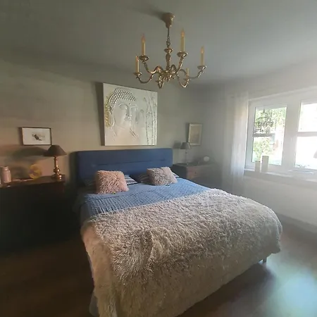 Pier19farmhouse * Emden